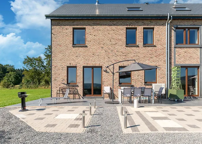 Spacious Home In Stavelot